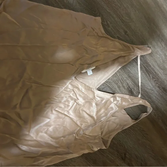 Luyna silk pajamas small never worn out - Picture 4 of 8